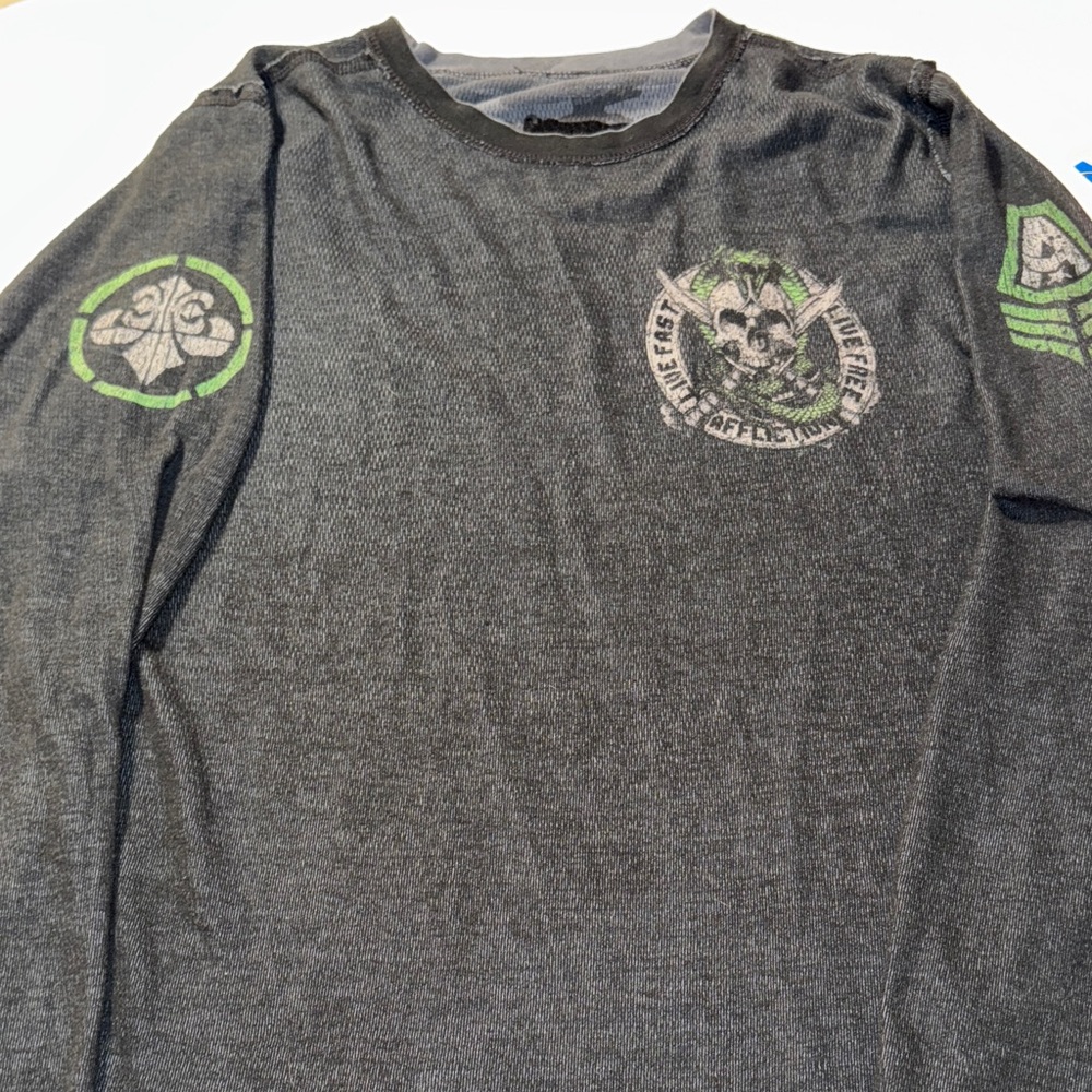 Affliction Men's Black and Gray Camo‎ Long Sleeve Reversible Shirt - Picture 5 of 12